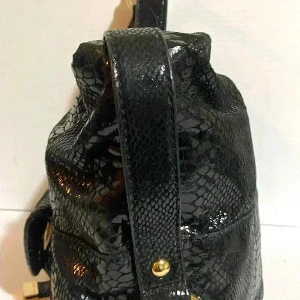 Michael kors snakeskin leather snakeskin embossed satchel handbag